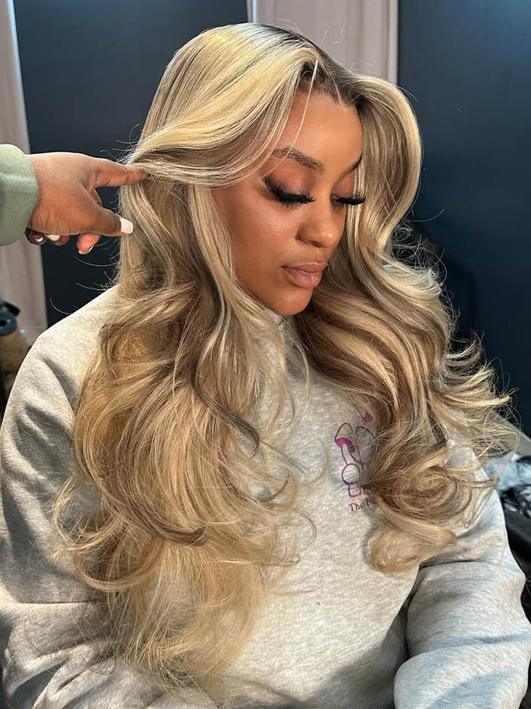 highlights wig with layers