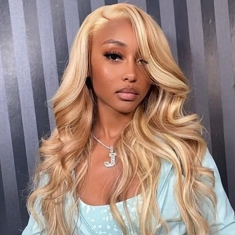 blonde hair with highlights