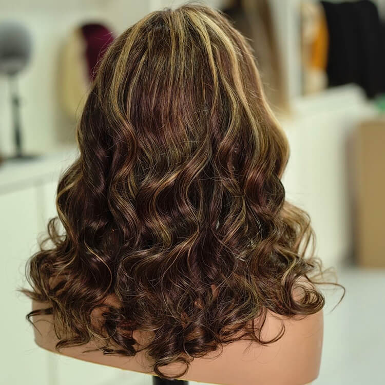 caramel honey blonde highlights