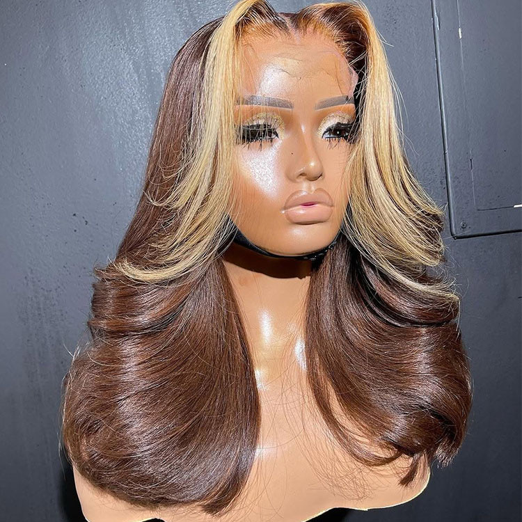 brown hair blonde money piece