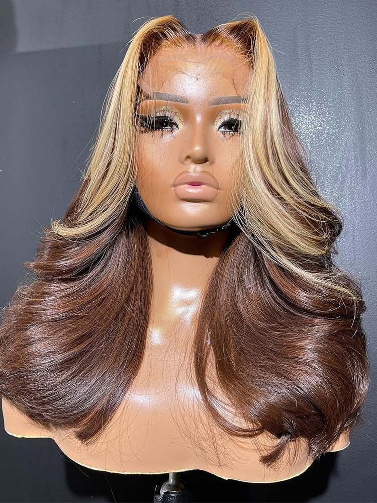 brown hair with blonde money piece